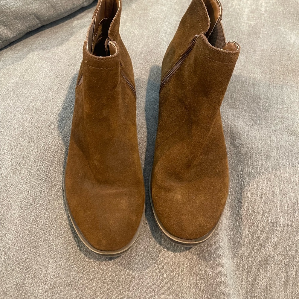 Men's Brown Suede Boots